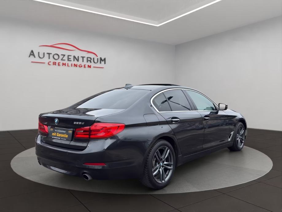 BMW serija 5 525d NAVI PROF. HUD ACC ŠIBER SOFTCLOSE ADAPTIV LED, fotografija 4