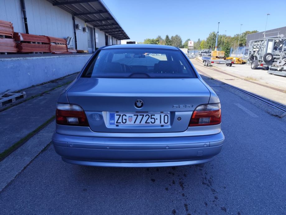 BMW serija 5 525i, fotografija 14