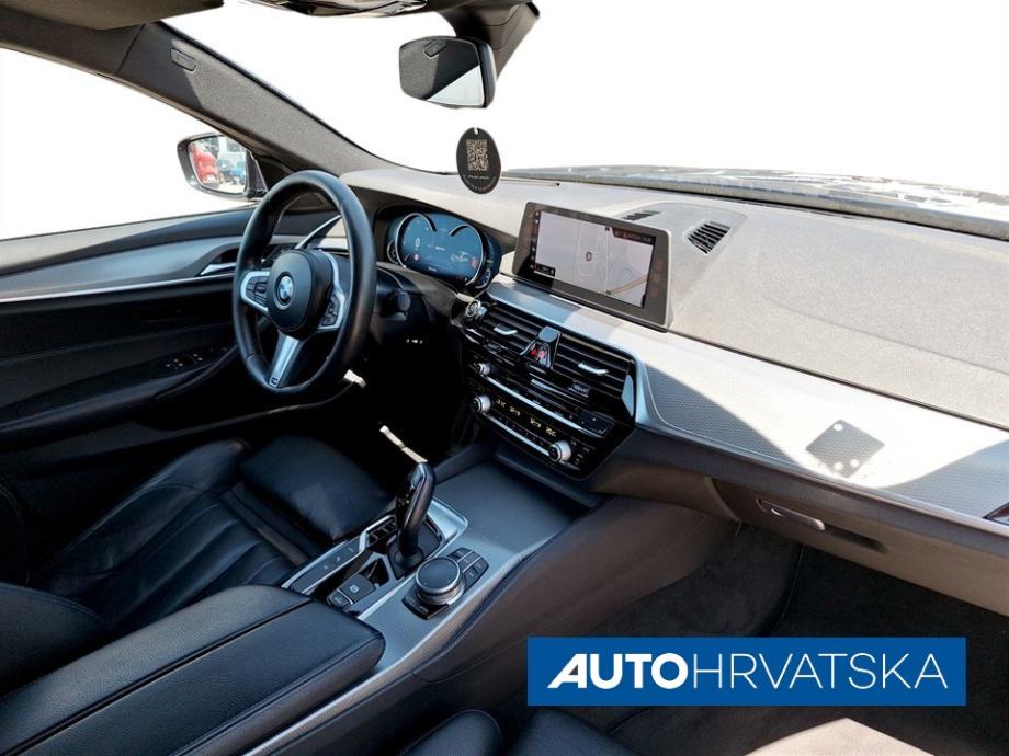 BMW SERIJA 5 530 E M-SPORT, 21.900,00 € - Akcija, fotografija 6