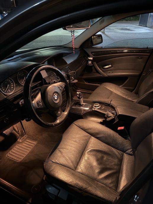 BMW serija 5 530d automatik, fotografija 13