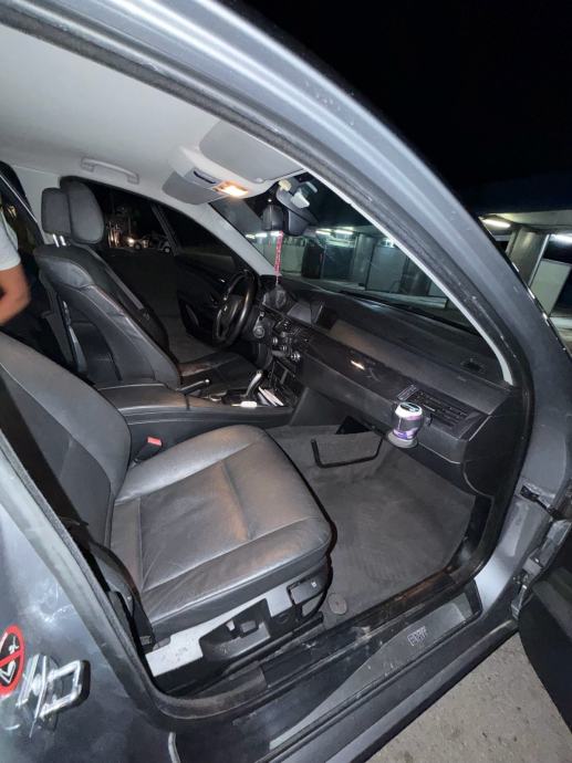 BMW serija 5 530d automatik, fotografija 14