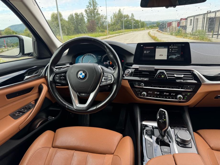 BMW serija 5 530d automatik, fotografija 5