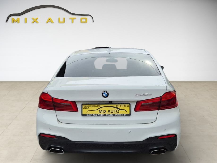 BMW serija 5 530d automatik M-PAKET ***149000*** TKM, fotografija 8