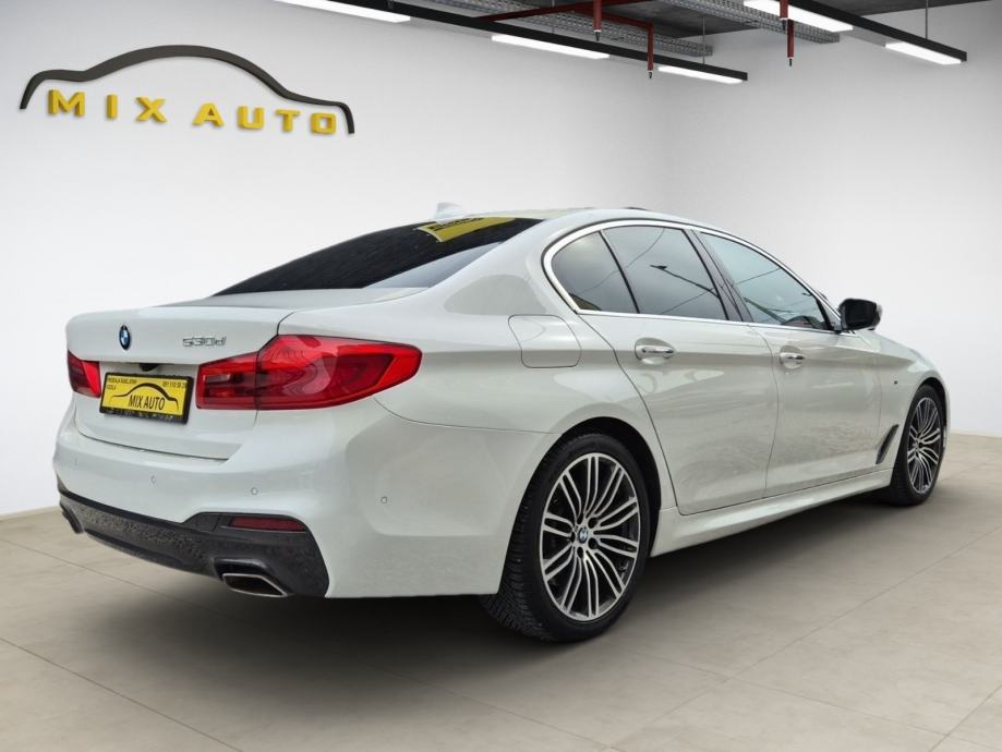 BMW serija 5 530d automatik M-PAKET ***149000*** TKM, fotografija 10