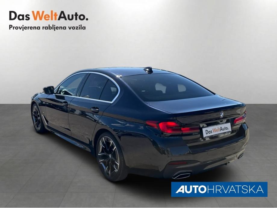 BMW SERIJA 5 530D xd Limousine M PAKET, 43.900,00 €, fotografija 3