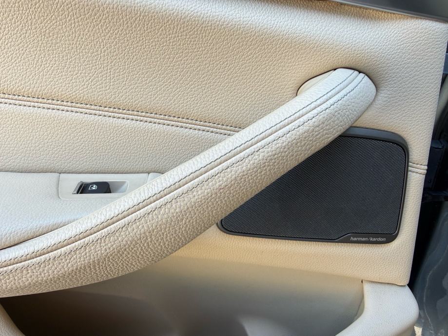 BMW serija 5 530d xdrive automatik, fotografija 11