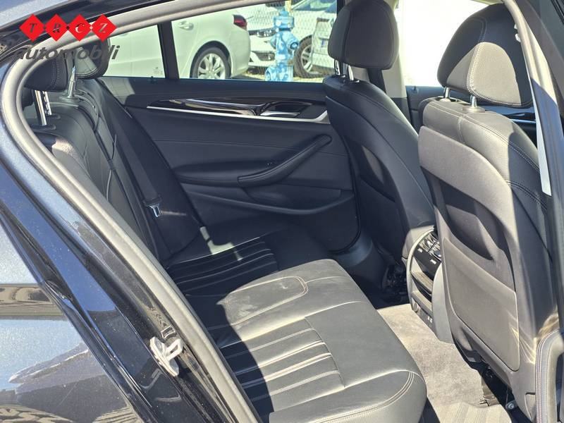 BMW SERIJA 5 530d xDrive, fotografija 5