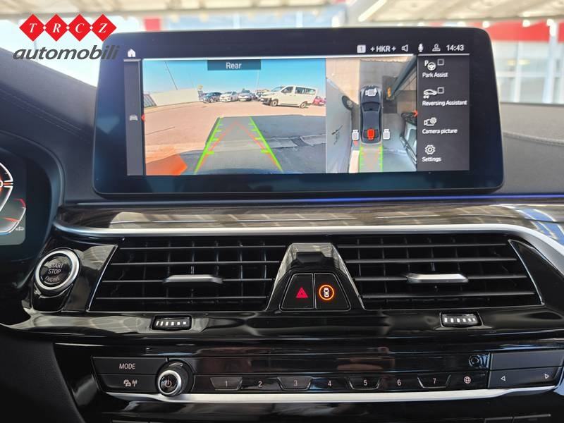 BMW SERIJA 5 530d xDrive, fotografija 11