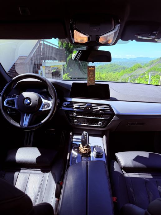 BMW 530e *Hybrid *358 KS*M Sport* Soft close*H/K*Memory sjedala*360°, fotografija 6
