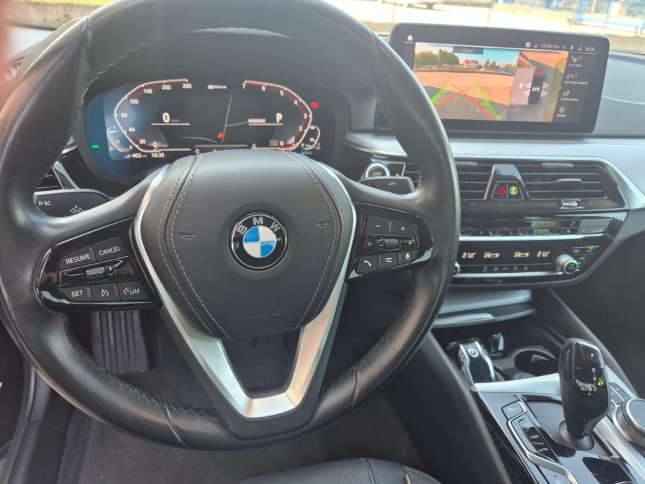 BMW serija 5 530e automatik, fotografija 12