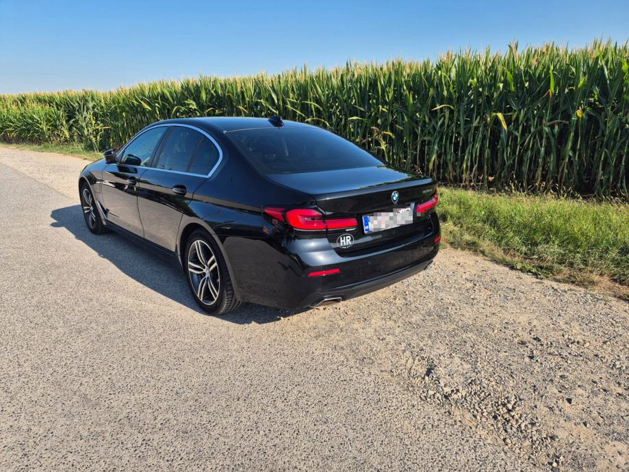 BMW serija 5 530e automatik, fotografija 2