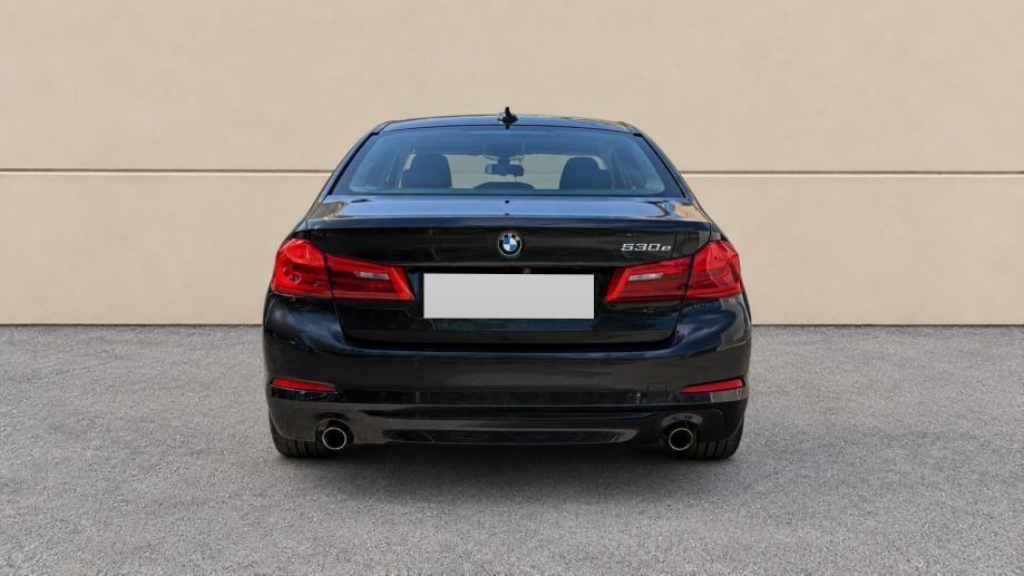 BMW serija 5 530e LEASING BEZ UČEŠĆA I BEZ JAMACA, fotografija 4