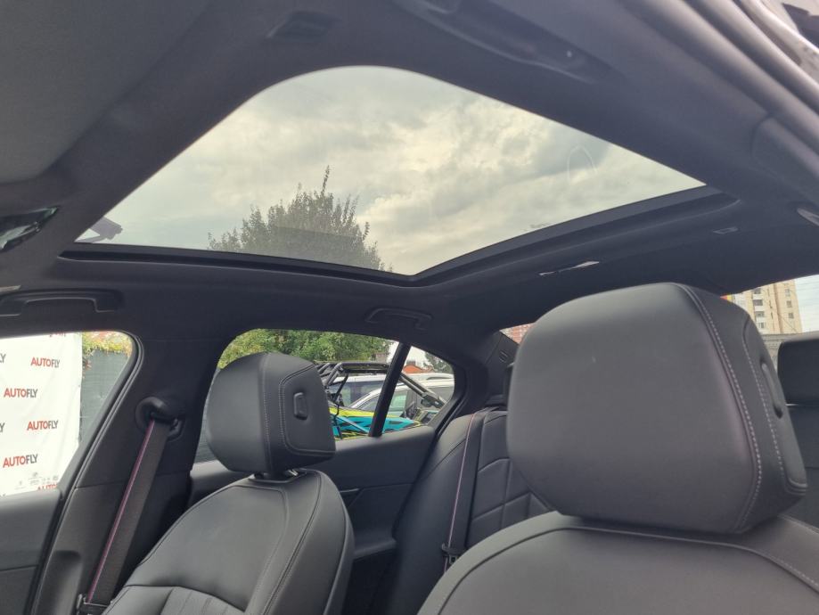 BMW serija 5 530e M-paket PRO, Shadow, 360kam, H/K, Iconic Grill, PDV, fotografija 20