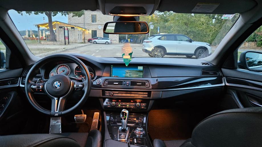 BMW serija 5 530xd automatik, fotografija 14