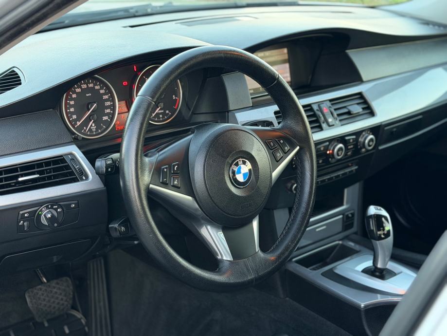 BMW serija 5 530xd SPORT 235 KS *REDIZAJN*LCI*HR AUTO*4x4 *KOŽA ** LED, fotografija 17