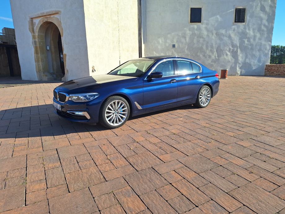 BMW serija 5 540d Xdrive individual, mog. full, kao nov, mog zamjena, fotografija 3