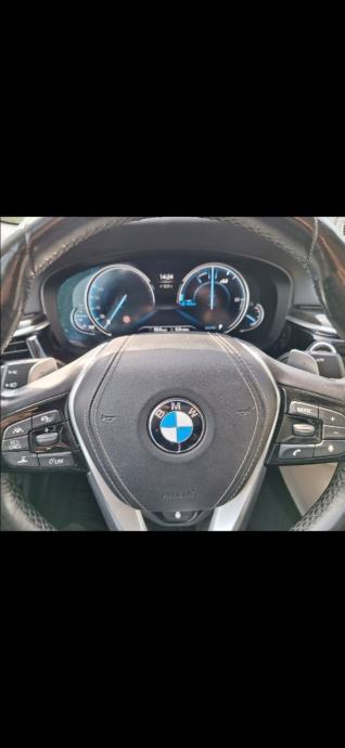 BMW serija 5 540d Xdrive individual, mog. full, kao nov, mog zamjena, fotografija 16