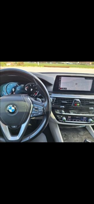 BMW serija 5 540d Xdrive individual, mog. full, kao nov, mog zamjena, fotografija 17