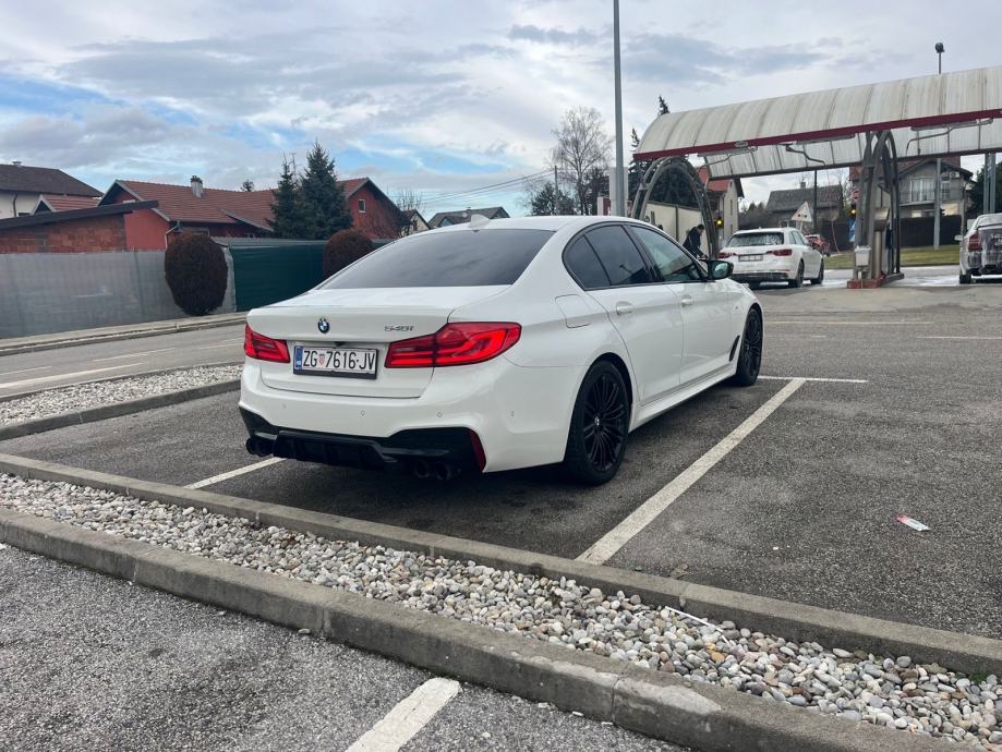 BMW serija 5 540i, fotografija 4