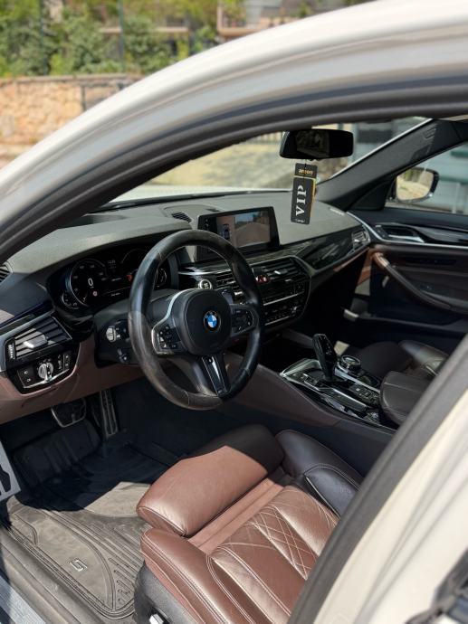 BMW serija 5 540i xdrive, fotografija 9