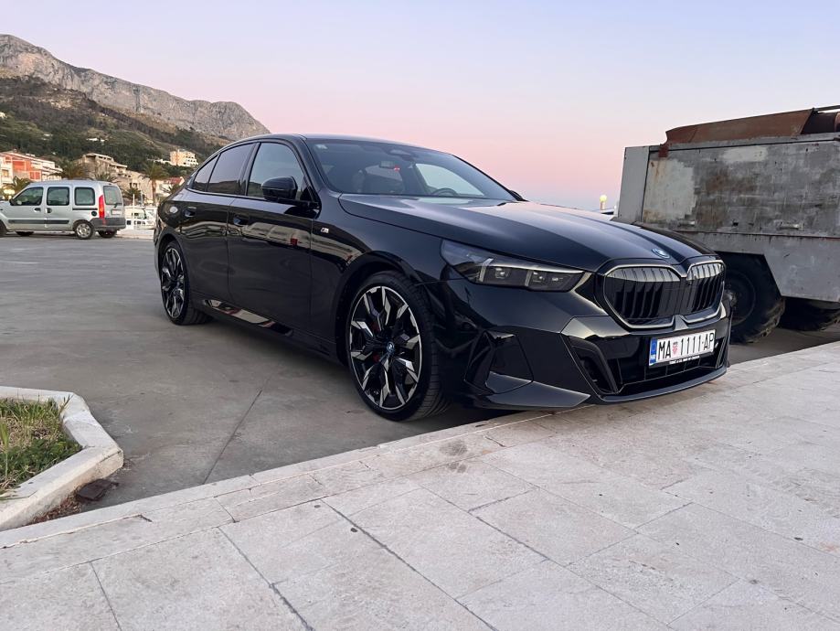 BMW serija 5 550e automatik, fotografija 11