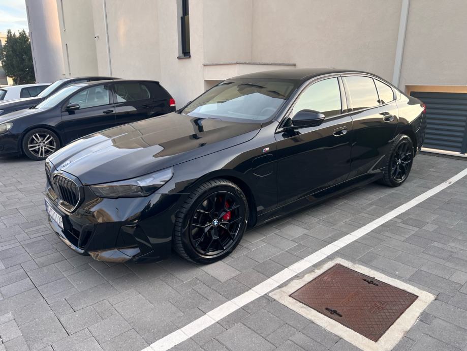 BMW serija 5 550e automatik, fotografija 13