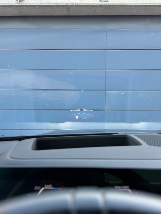 BMW 550e M SPORT PRO xDrive/360 Kamera/ TVORNIČKA GARANCIJA/PRILIKA, fotografija 11
