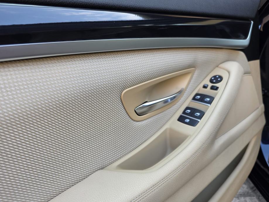 BMW serija 5 Touring 2.0 d, TOP stanje, bez ulaganja, fotografija 15
