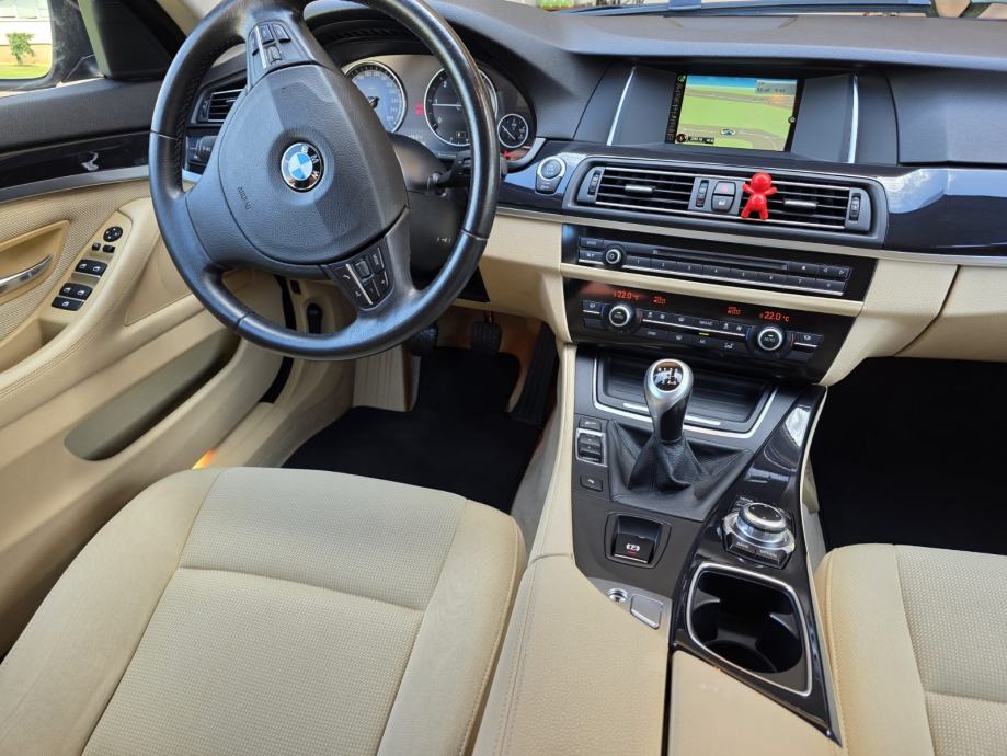 BMW serija 5 Touring 2.0 d, TOP stanje, bez ulaganja, fotografija 11