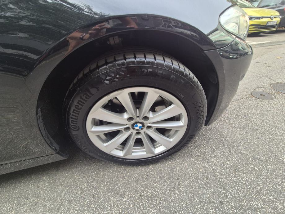 BMW 520d Touring automatik – upravo registriran 10/2027 – 239.300 km, fotografija 6
