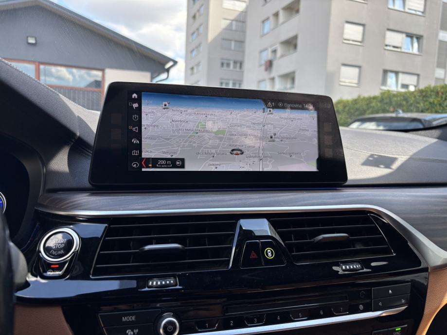 BMW SERIJA 5 TOURING 520d AUTOMATIK LUXURI LINE TOP STANJE 18,800€!!!, fotografija 16