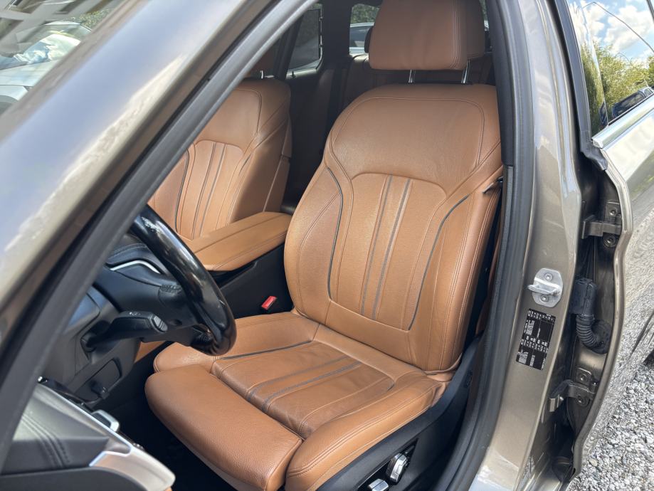 BMW SERIJA 5 TOURING 520d AUTOMATIK LUXURI LINE TOP STANJE 18,800€!!!, fotografija 17