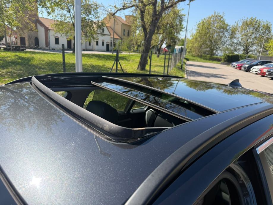 BMW serija 5 Touring 520d automatik, fotografija 14