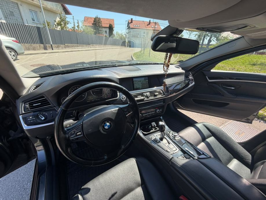 BMW serija 5 Touring 520d automatik, fotografija 11