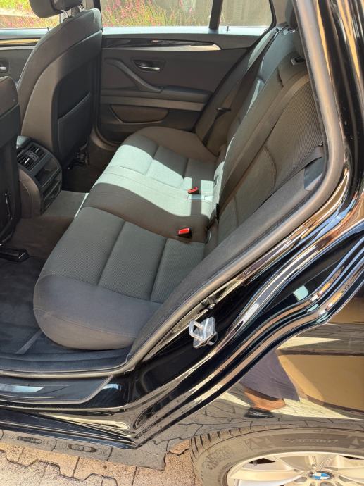 BMW serija 5 Touring 520d,novi lanac, fotografija 16