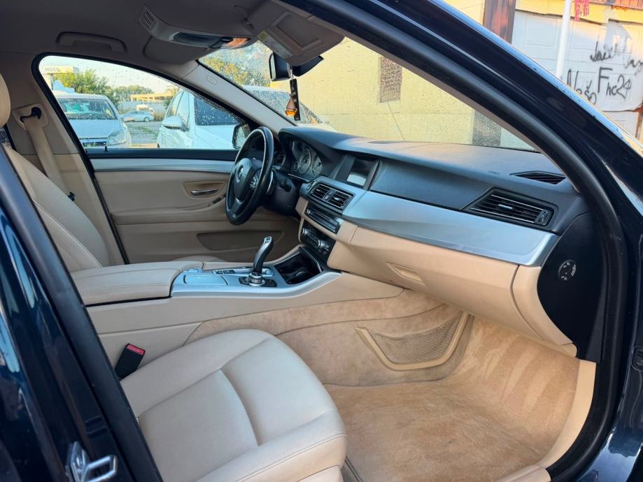 BMW serija 5 Touring 520d !!! MOGUĆA ZAMJENA !!!, fotografija 13