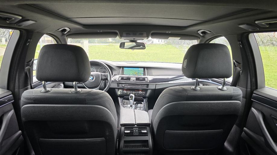BMW serija 5 Touring 520d, fotografija 7
