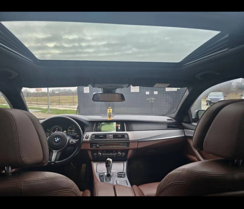BMW serija 5 Touring 520d M paket iznutra i izvana original, fotografija 5