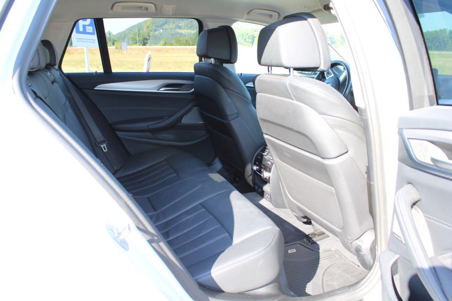 BMW serija 5 Touring: 520d Touring Avt. HLAJ SED ACC HARMAN KAR KAM LE, fotografija 11