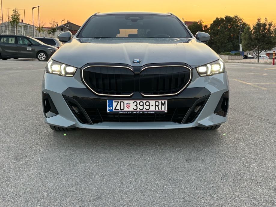 520d x-drive M-sport,pro,iconic glow,pano,HUD, fotografija 9