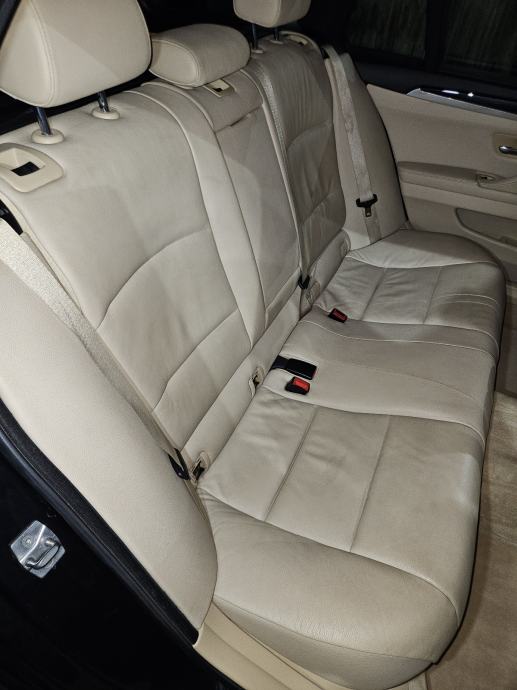 BMW serija 5 Touring 535d automatik, fotografija 17