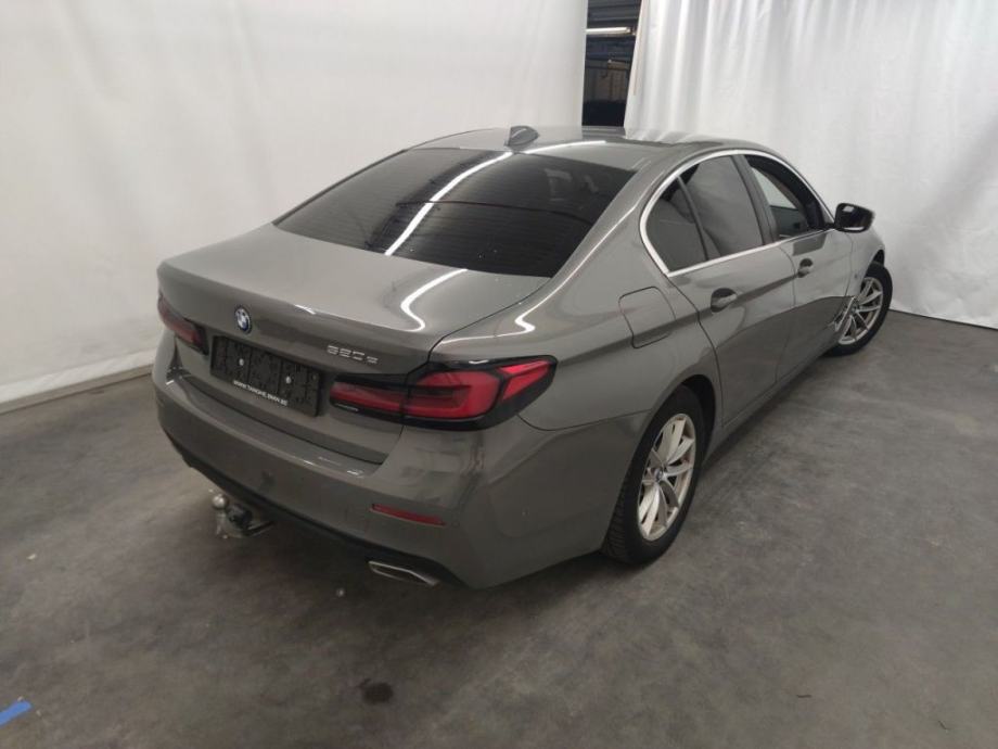 BMW serija 520 plug in hybrid * rata 395€ * BEZ UČEŠĆA * u dolasku, fotografija 2