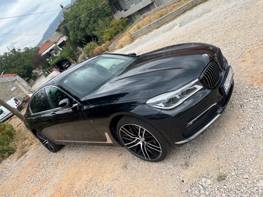 BMW serija7 xd 4x4 pogon automatic vrhunsko stanje kao nov, fotografija 11
