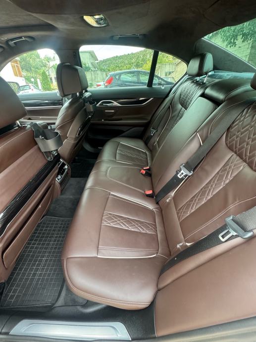 BMW serija7 xd 4x4 pogon automatic vrhunsko stanje kao nov, fotografija 12