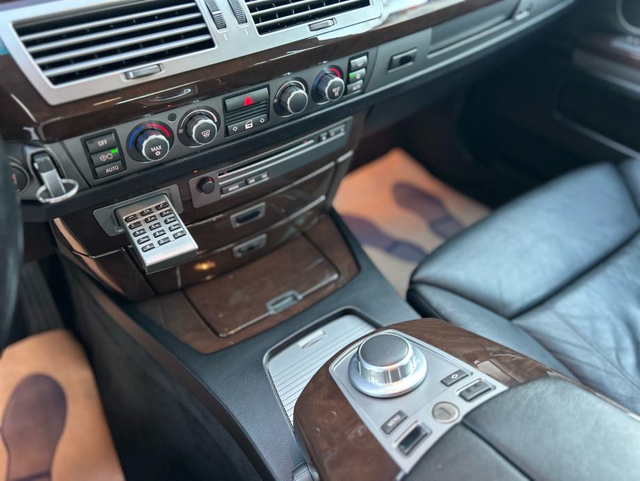 BMW 730d INVIDUAL OPREMA FULL 2008g REDIZAJN MODEL AUTO JE KAO NOV, fotografija 15