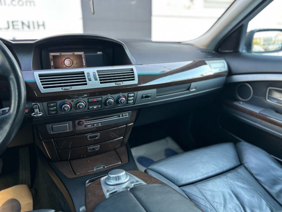 BMW 730d INVIDUAL OPREMA FULL 2008g REDIZAJN MODEL AUTO JE KAO NOV, fotografija 16