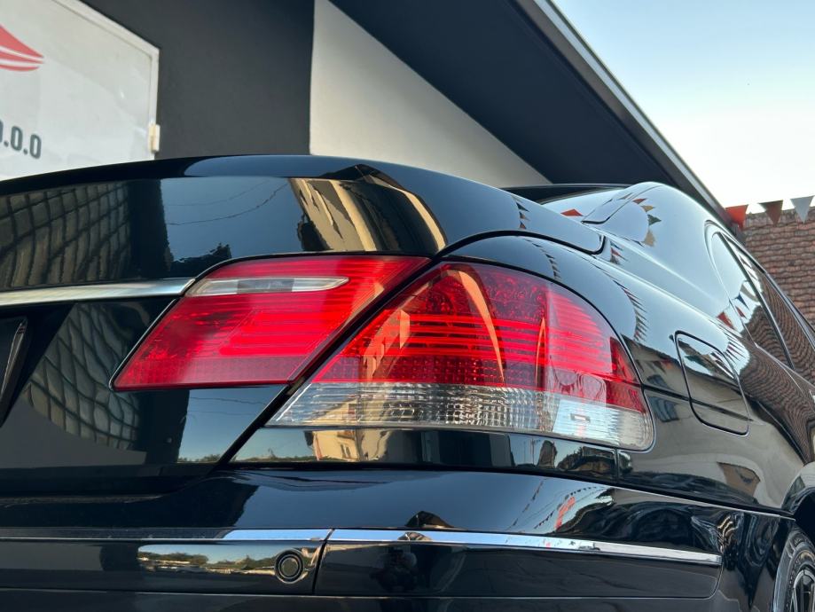 BMW 730d INVIDUAL OPREMA FULL 2008g REDIZAJN MODEL AUTO JE KAO NOV, fotografija 11