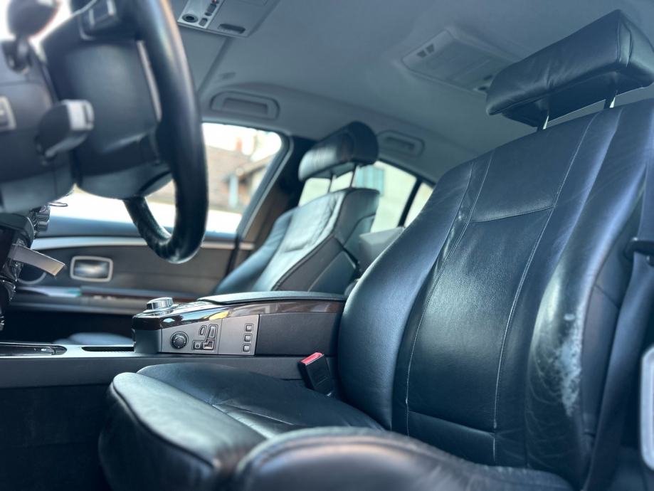 BMW 730d INVIDUAL OPREMA FULL 2008g REDIZAJN MODEL AUTO JE KAO NOV, fotografija 18