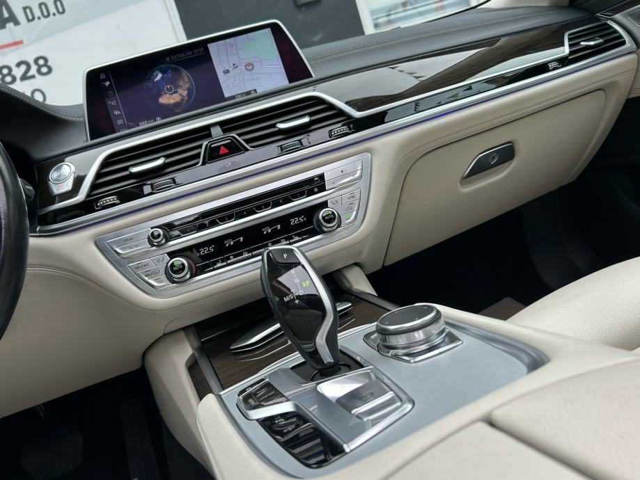 BMW Serija 7 730d automatik XDRIVE 2016G 199tkm FULL OPREMA KAO NOV, fotografija 18