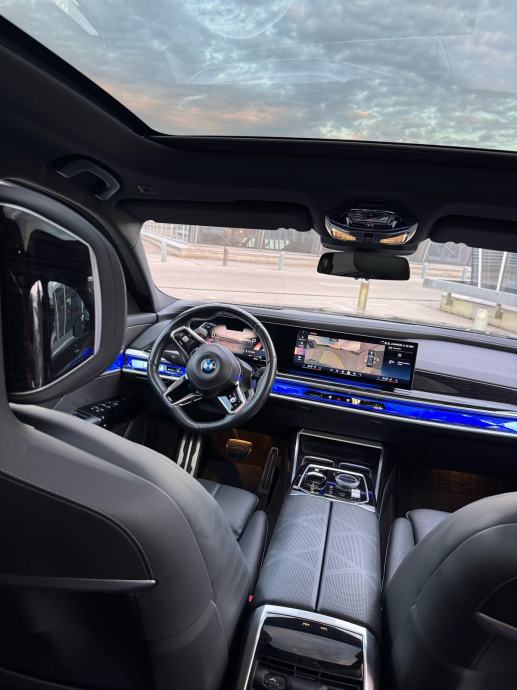 BMW 740d xDrive M Sport | 2023. | 3.0 D | 210 kW | FULL | REG 09/27, fotografija 15
